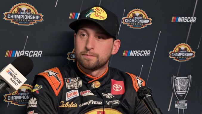 PXL_20251030_210528894